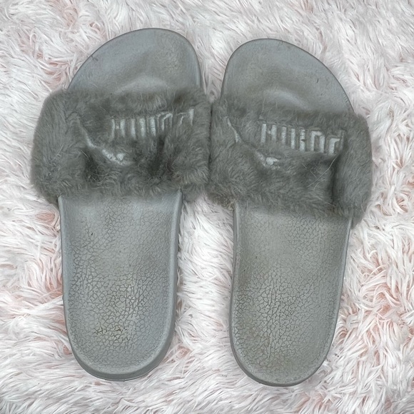 Furry Puma slides size 11 - Picture 3 of 4